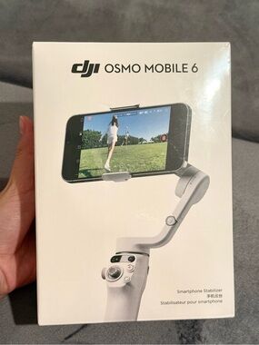 DJI Osmo Mobile 6 Gimbal - Platinum Gray